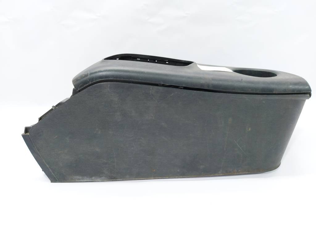Scion iq Консоль центральна із підлокітником Toyota Scion IQ 2012-2015 5891074010C0 Toyota Scion IQ 3