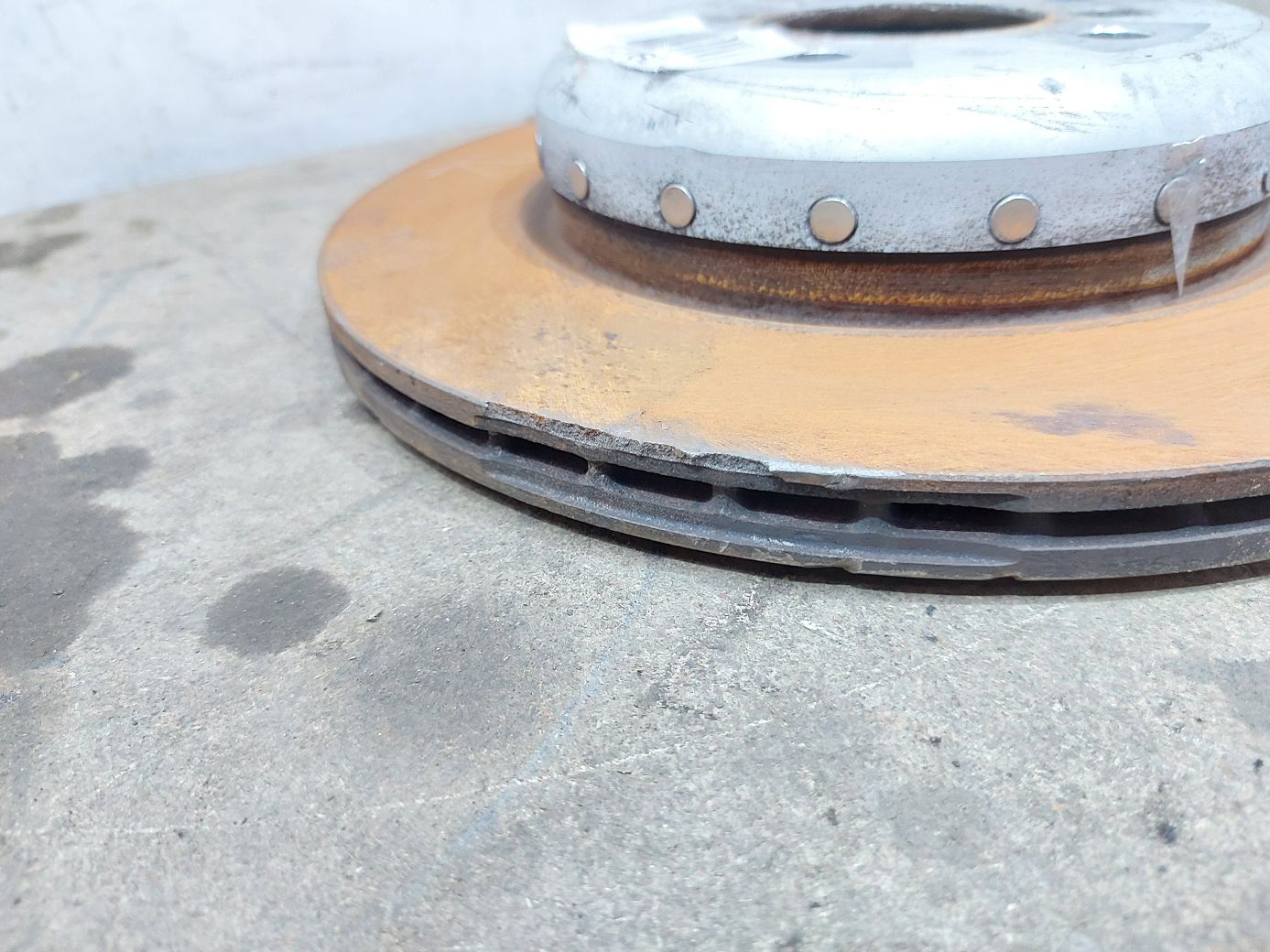 5 series Диск тормозной задний левый/правый BMW 5 series 2011-2016 34216898733 BMW 5 series 3