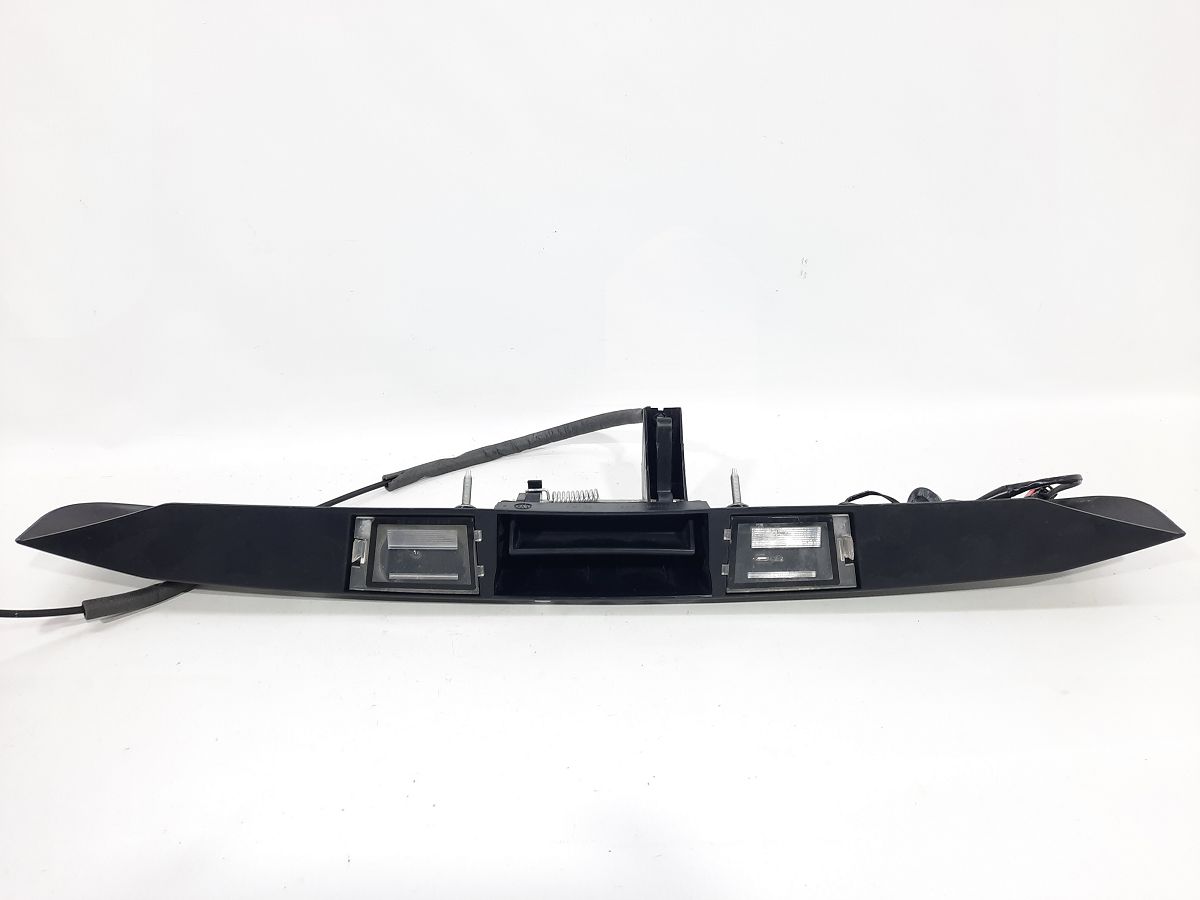 Compass Накладка подсветки номера крышки багажника Jeep Compass 2013-2017 5LV00DX8AC Jeep Compass 5