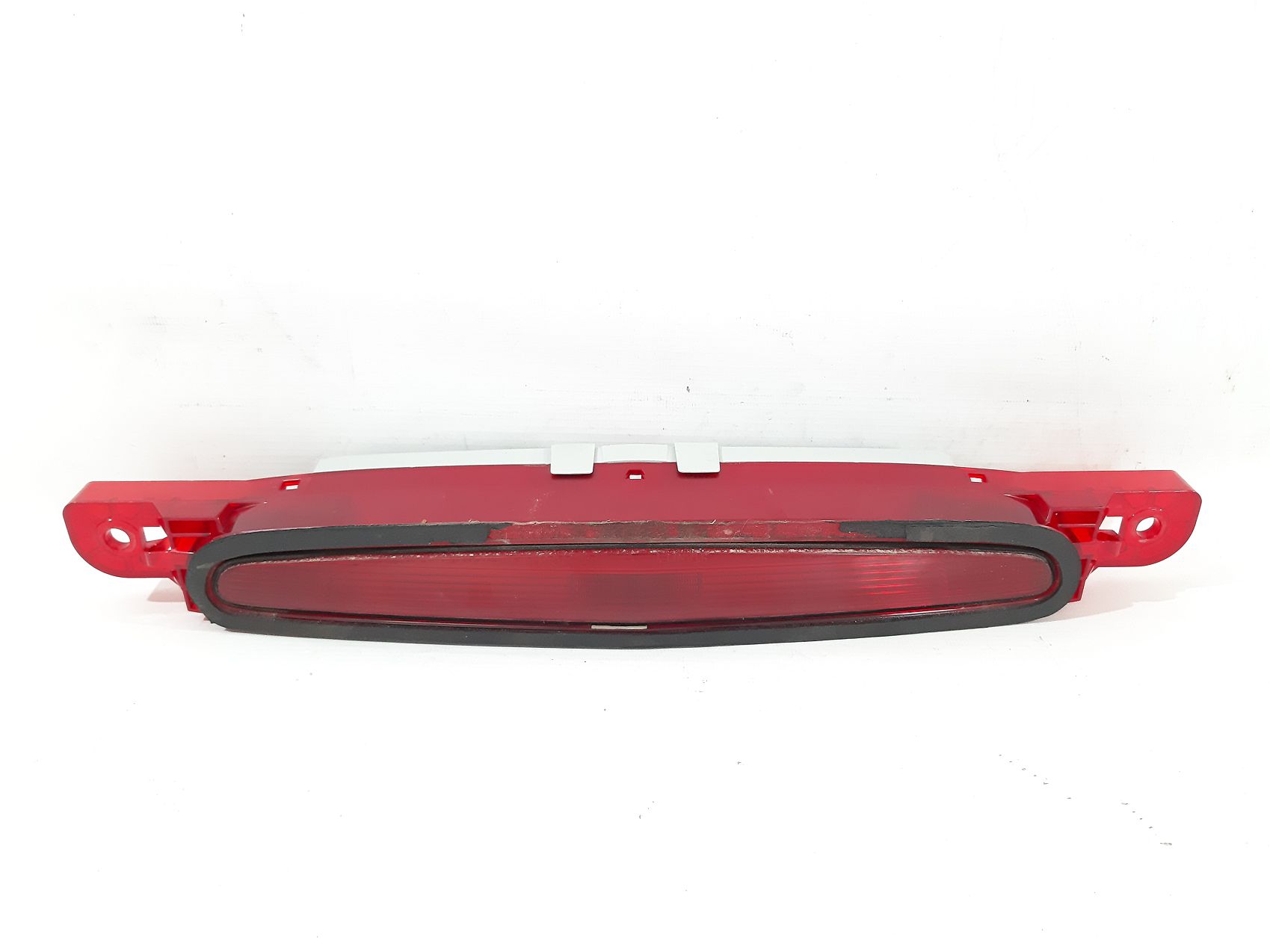 3. Додатковий стоп кришки багажника Mazda 3 2010-2013 BBM451580G Mazda 3