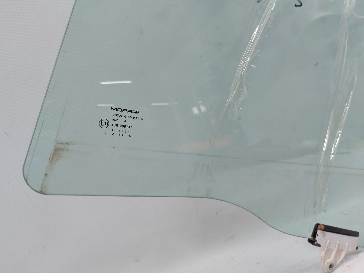 Dart Стекло двери задней левой Dodge Dart 2013-2016 68082405AB Dodge Dart 4 Dart Стекло двери задней левой Dodge Dart 2013-2016 68082405AB Dodge Dart 4