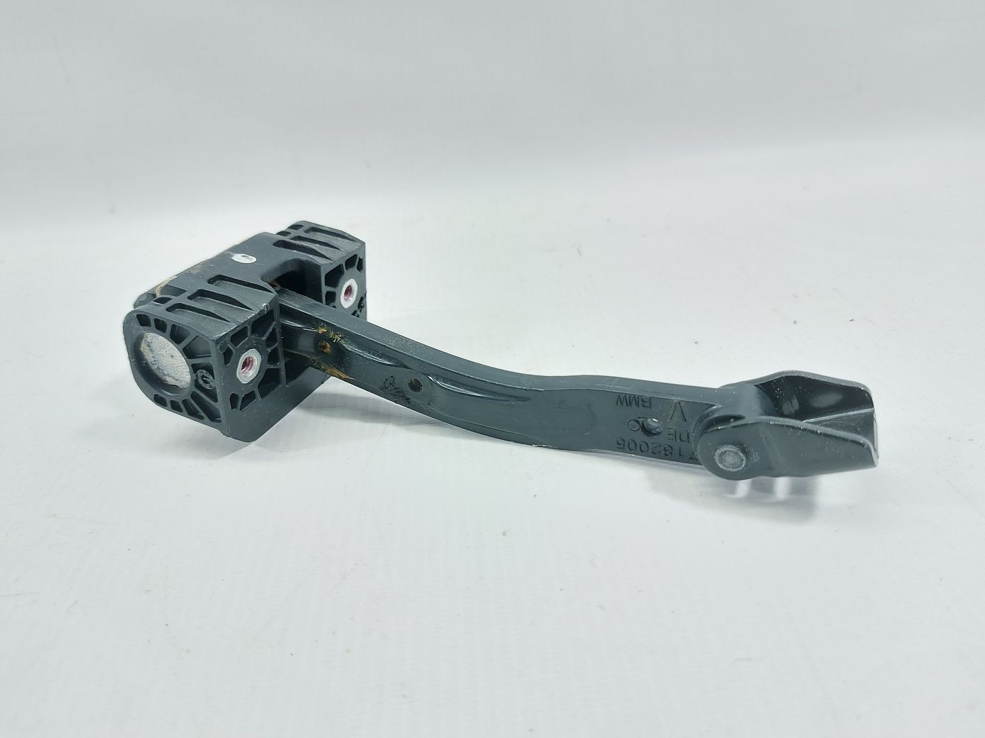 5 series Ограничитель двери передней левой BMW 5 series 2011-2016 51217182005 BMW 5 series 2