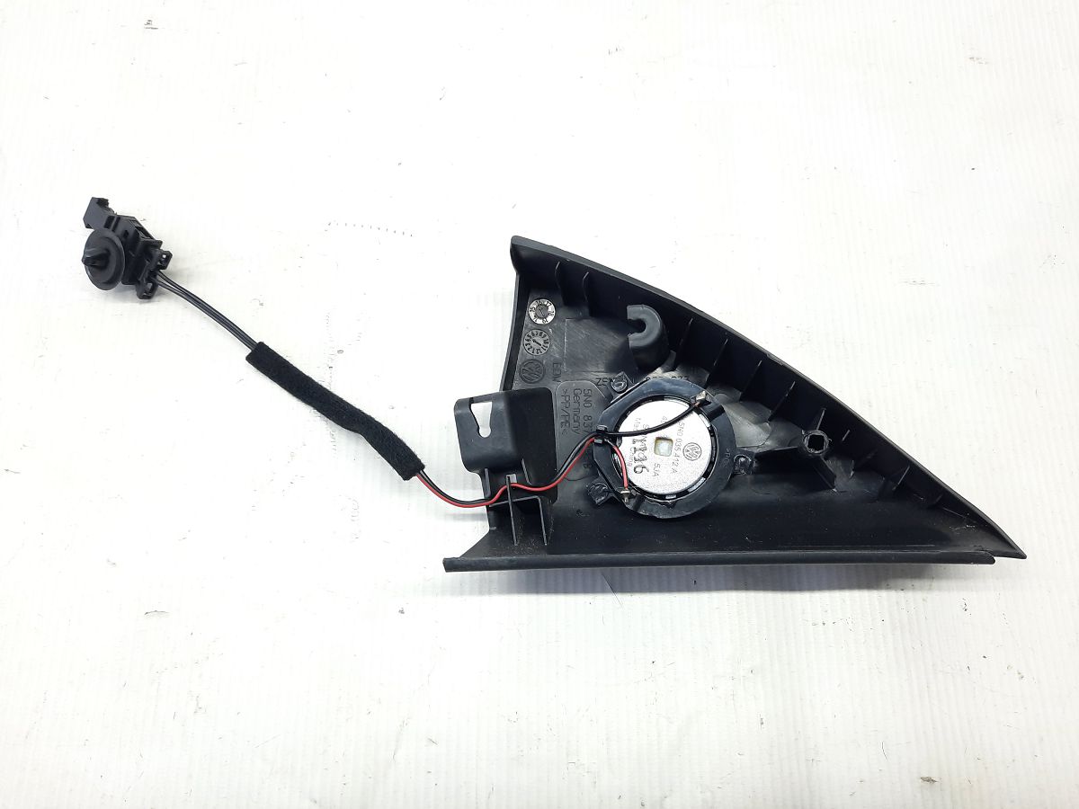 Tiguan. Кутник дверей передньої лівої внутрішній з динаміком Volkswagen Tiguan 2009-2017 5N0837973D82V Volkswagen Tiguan Tiguan. Кутник дверей передньої лівої внутрішній з динаміком Volkswagen Tiguan 2009-2017 5N0837973D82V Volkswagen Tiguan