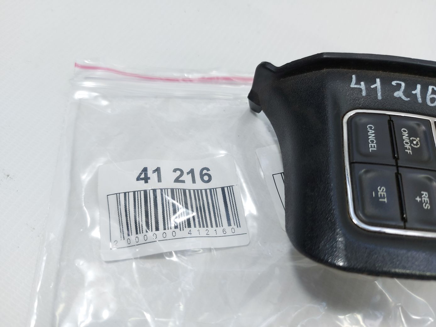 Journey Кнопки рулевого колеса правые Dodge Journey 2011-2020 56046252AE Dodge Journey 5
