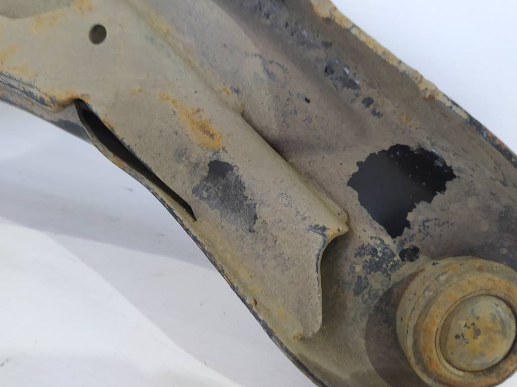 Rogue Рычаг подрамника переднего левый нижний Nissan Rogue 2014-2018 54501-4CU0A Nissan Rogue 7