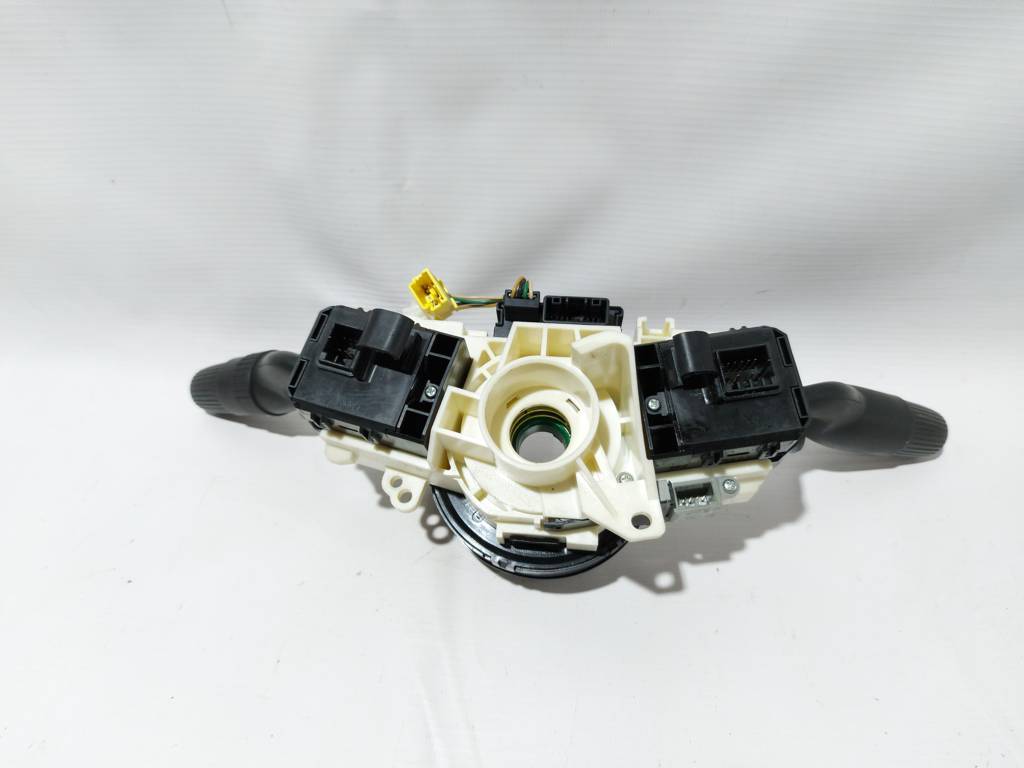 Insight Підрульові перемикачі Honda Insight 2010-2014 35251TA0B11 Honda Insight 10