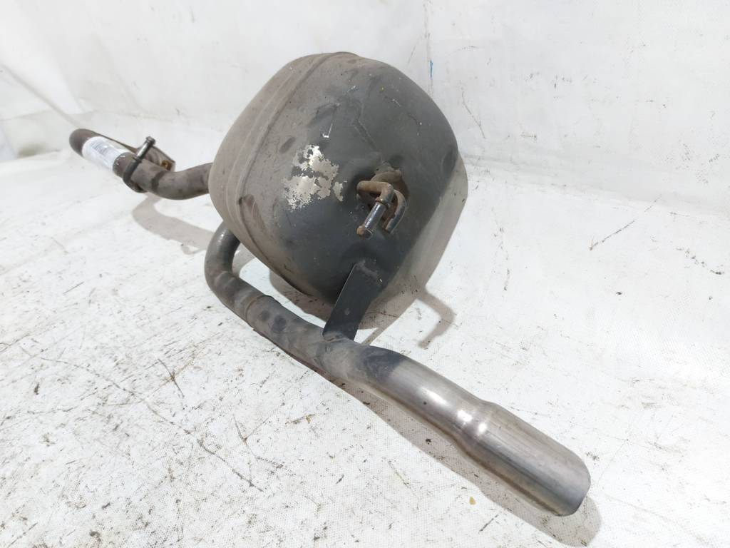 Prius c Глушник вихлопної труби Toyota Prius C 2012-2013 1743021870 Toyota Prius C 2