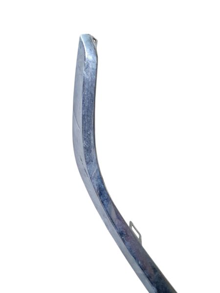 Regal Молдинг ПТФ правый (поломаны крепления) Buick Regal 2014-2017 23109702 Buick Regal 3