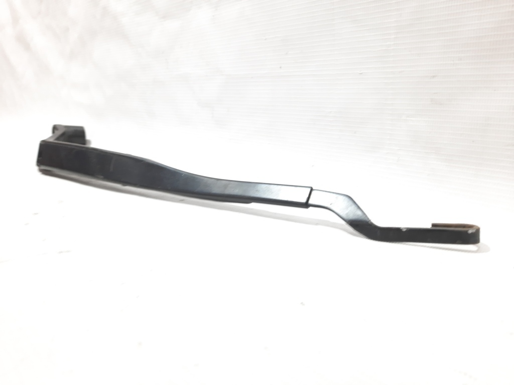 Dart Рычаг стеклоочистителя правый Dodge Dart 2013-2019 68156264AA Dodge Dart 19