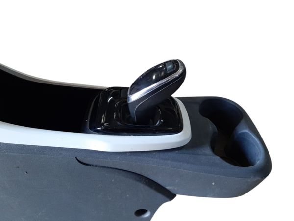 Bolt Центральная консоль (селектор АКПП) Chevrolet Bolt EV 2018-2019 42669526 Chevrolet Bolt EV 3