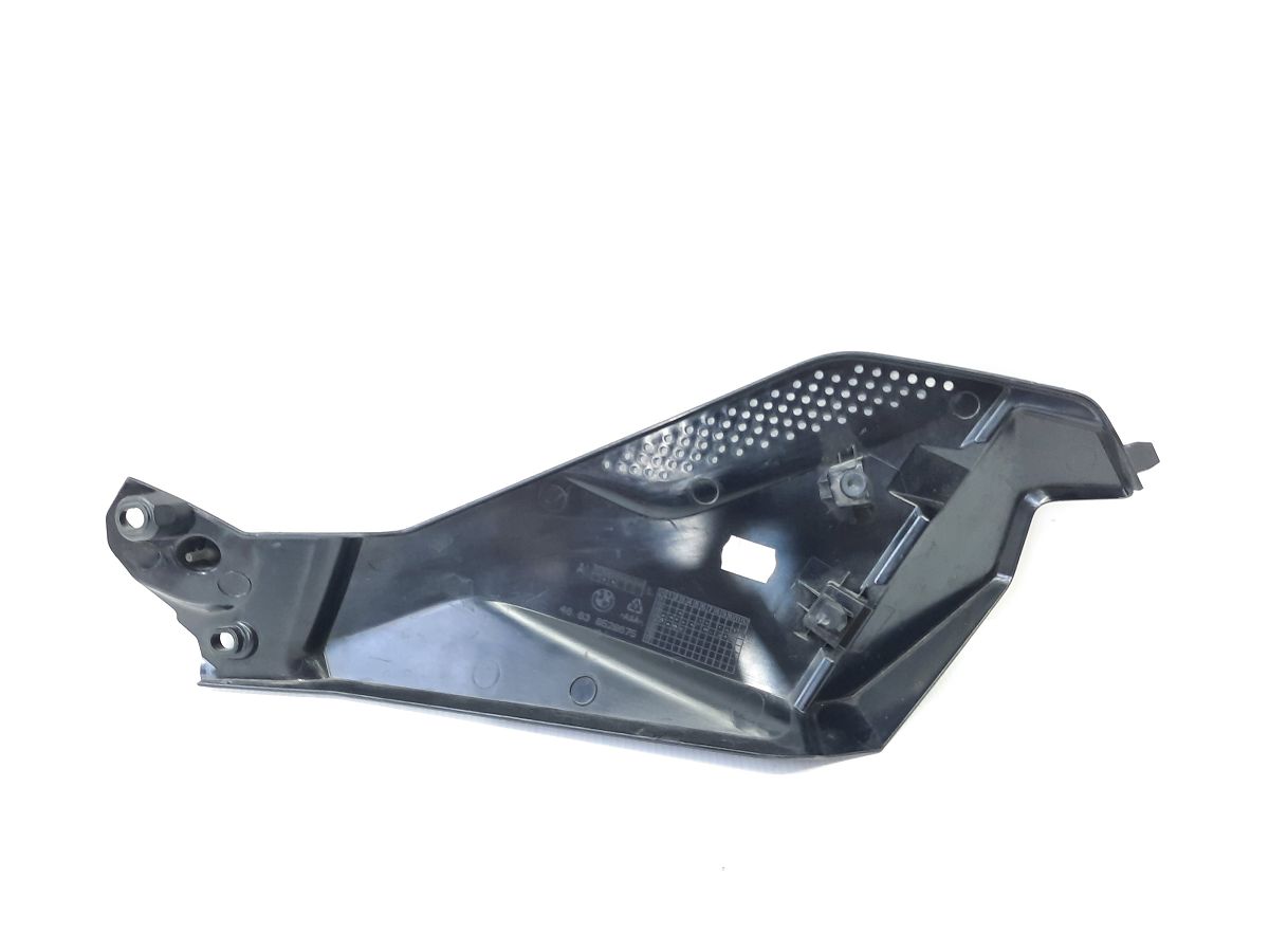 R 1200 Накладка бензобака ззаду ліва BMW R 1200 2014 46638528675 BMW R 1200 2