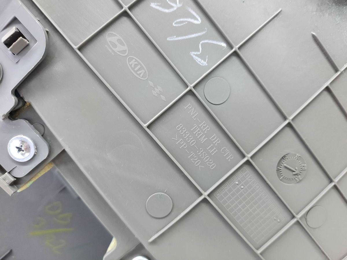 Sonata Карта дверей задньої лівої Hyundai Sonata 2011-2014 833033Q0105RA Hyundai Sonata 8