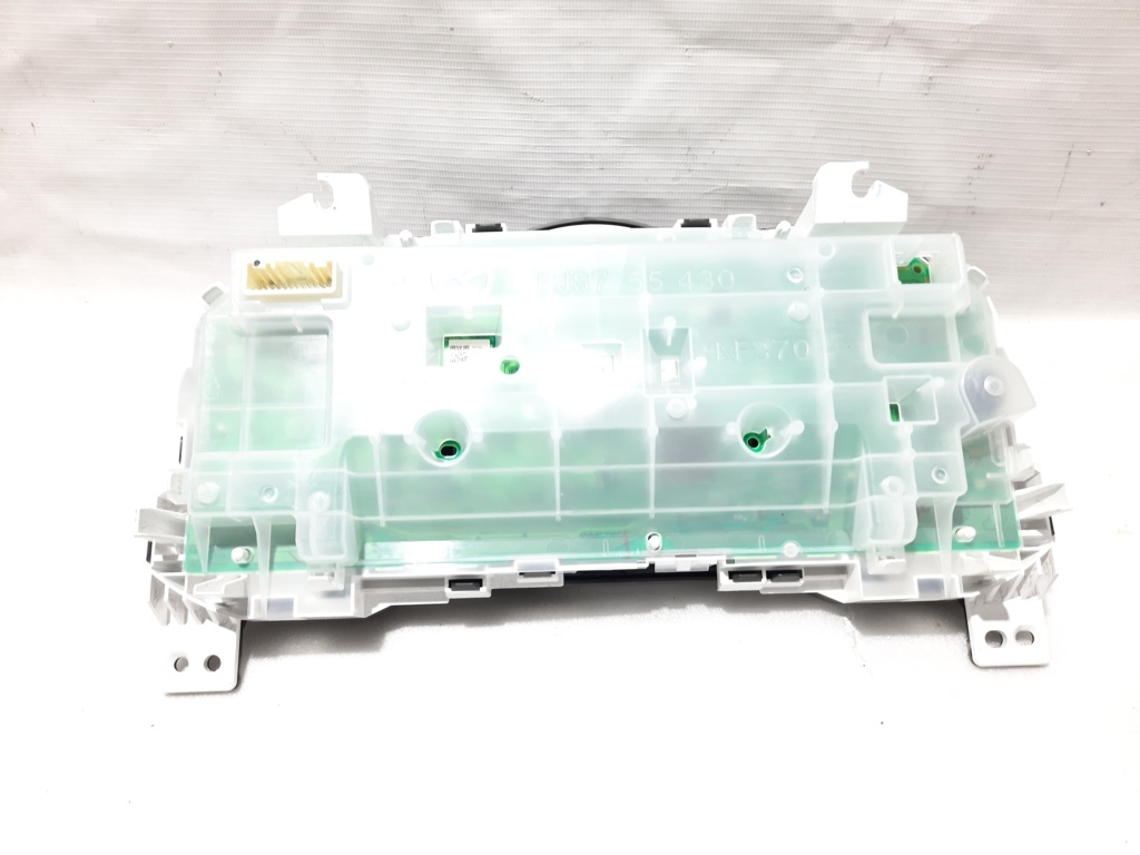 3 Щиток приладів Mazda 3 2014-2016 BHN155471E Mazda 3 4