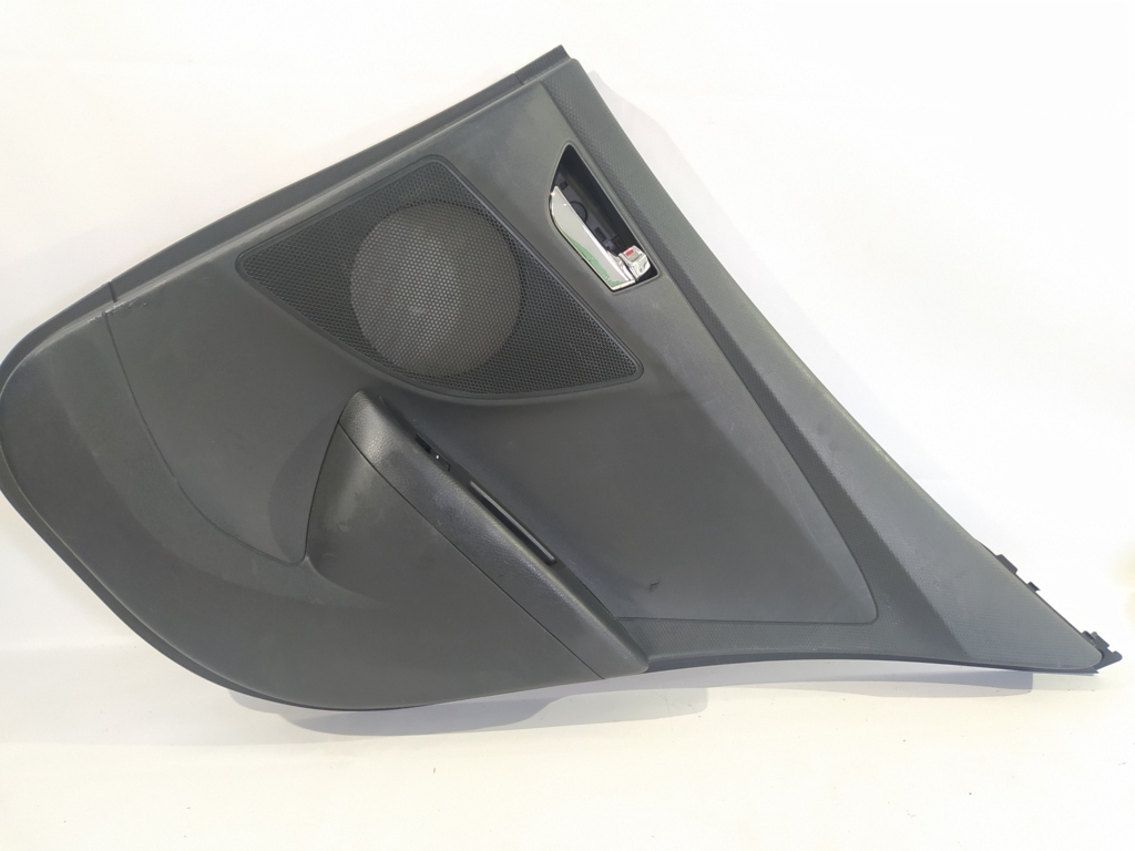 Veloster Карта дверей задньої правої Hyundai Veloster 2012-2017 833082V000RY Hyundai Veloster 6