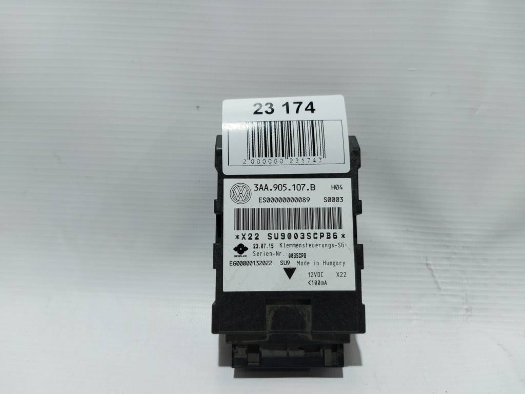 Passat cc Модуль (антенна) бесключевой доступ Volkswagen Passat CC 2009-2017 3AA905107B Volkswagen Passat CC 2