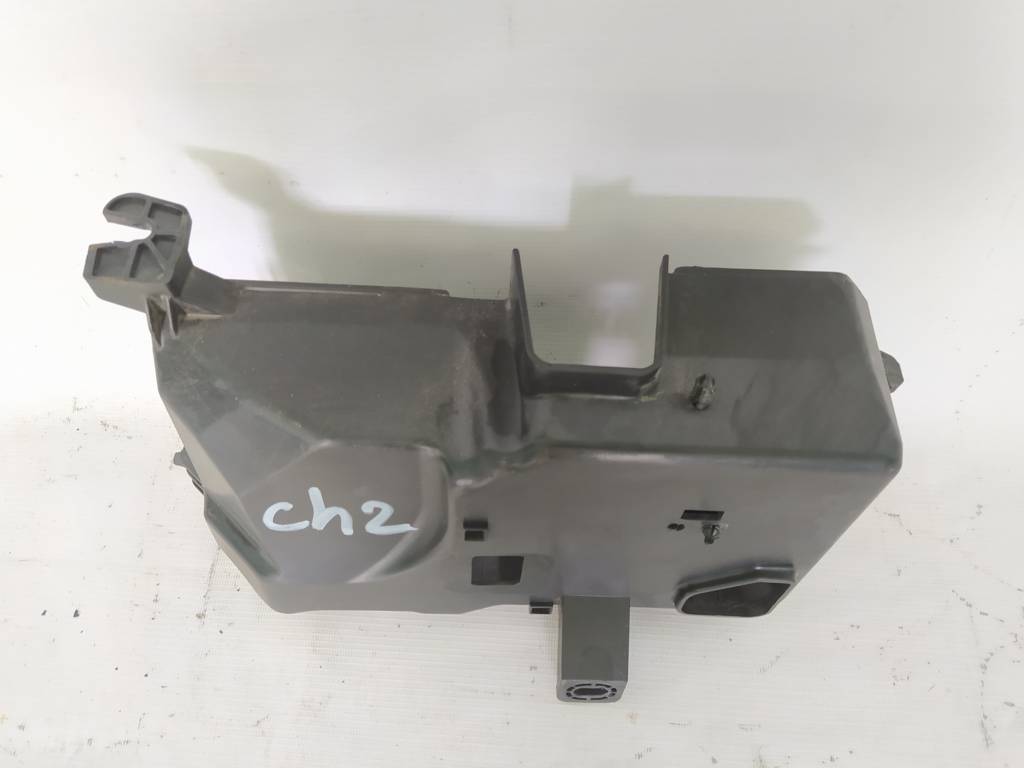 Dart Корпус блока предохранителей (нижняя часть) Dodge Dart 2013-2019 68149943AH Dodge Dart 14