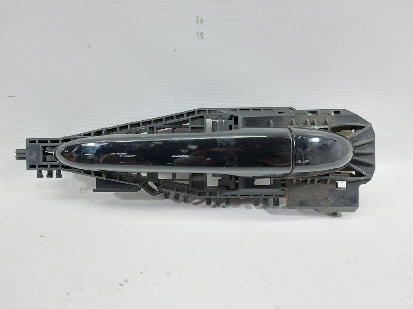 Dart. Ручка дверей задньої лівої зовнішня (чорна) Dodge Dart 2013-2016 68086818AC Dodge Dart