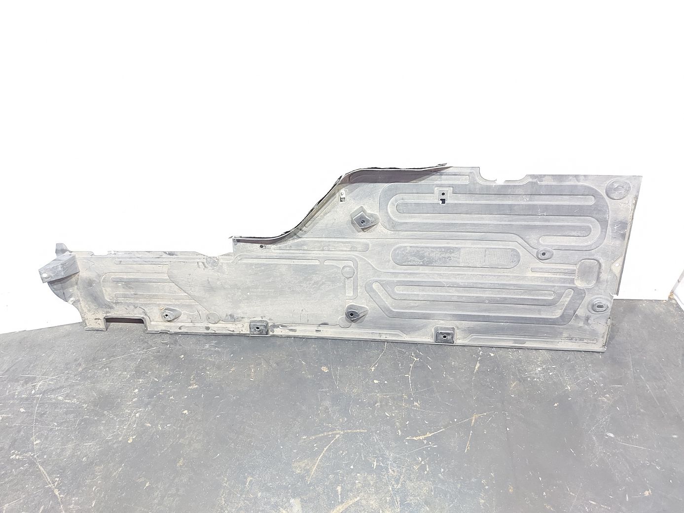 Xf Захист днища центральний лівий Jaguar XF 2009-2015 C2Z26070 Jaguar XF 4