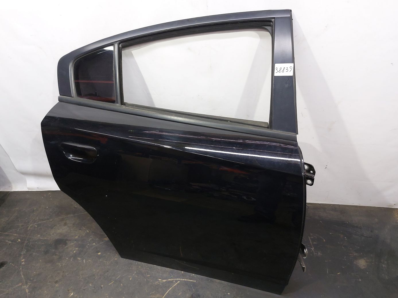 Charger. Двері задні права в зборі Dodge Charger 2011-2021 68089372AE Dodge Charger