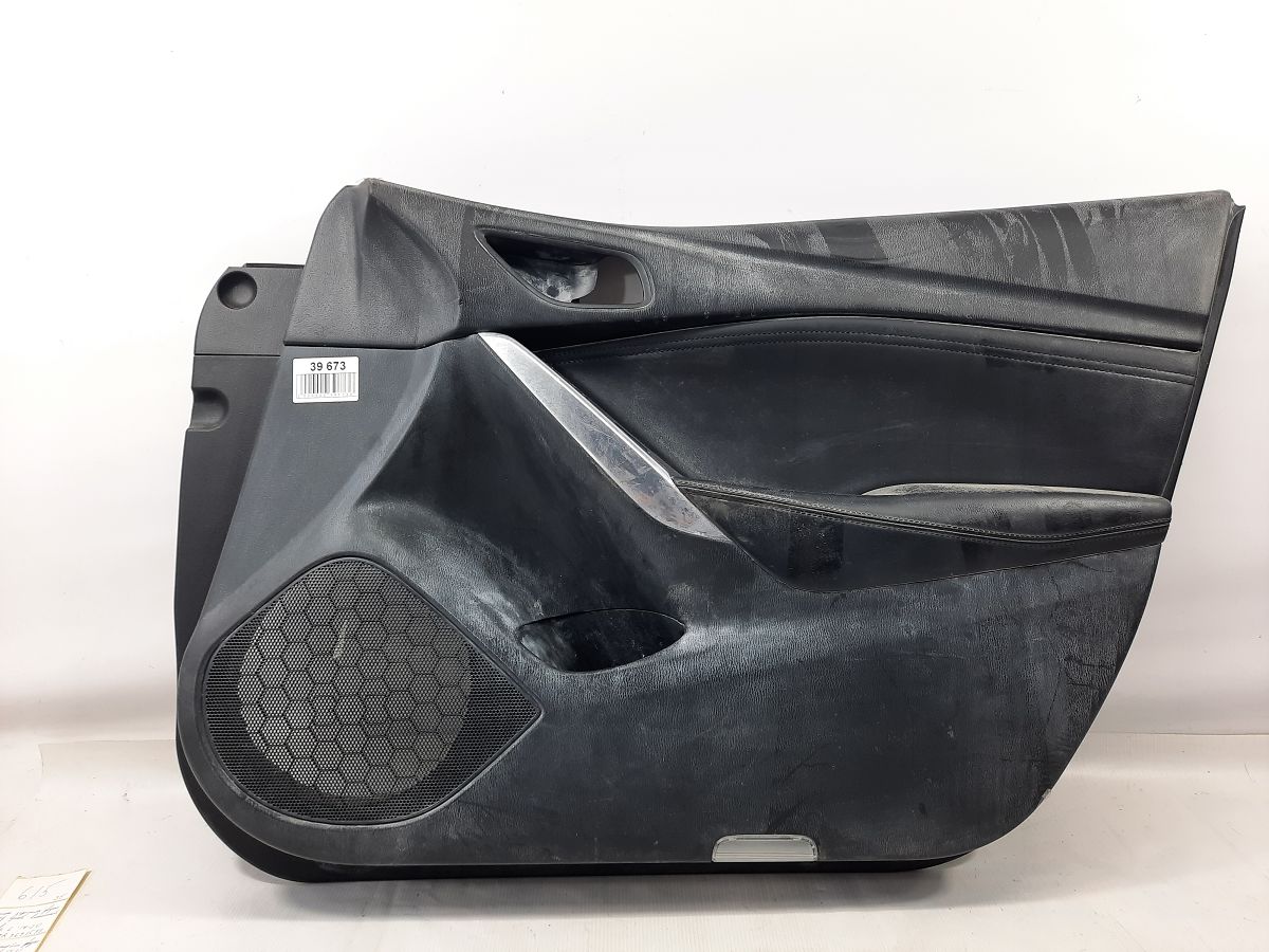 6. Карта двери передней правой (черная с кожей) Mazda 6 2014-2015 GJS368420M01 Mazda 6