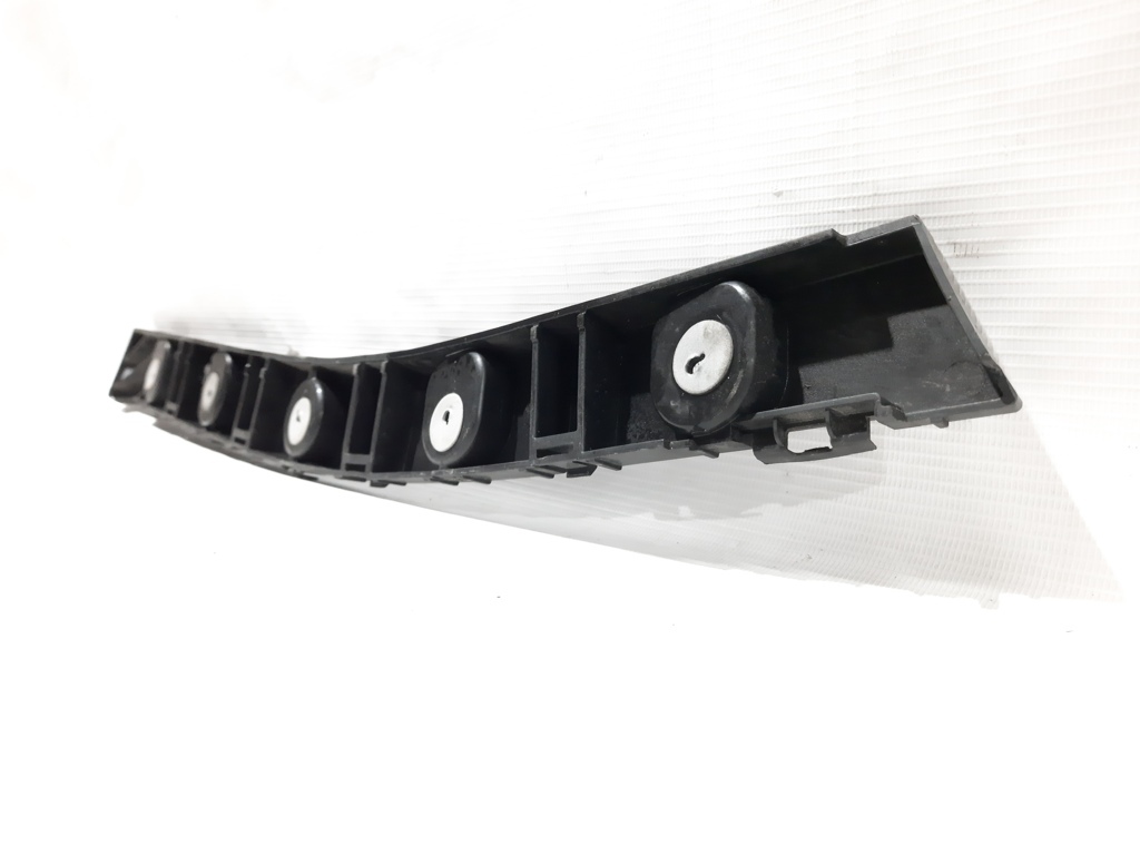 Impala Кріплення бампера заднього праве Chevrolet Impala 2014-2020 23145892 Chevrolet Impala 5