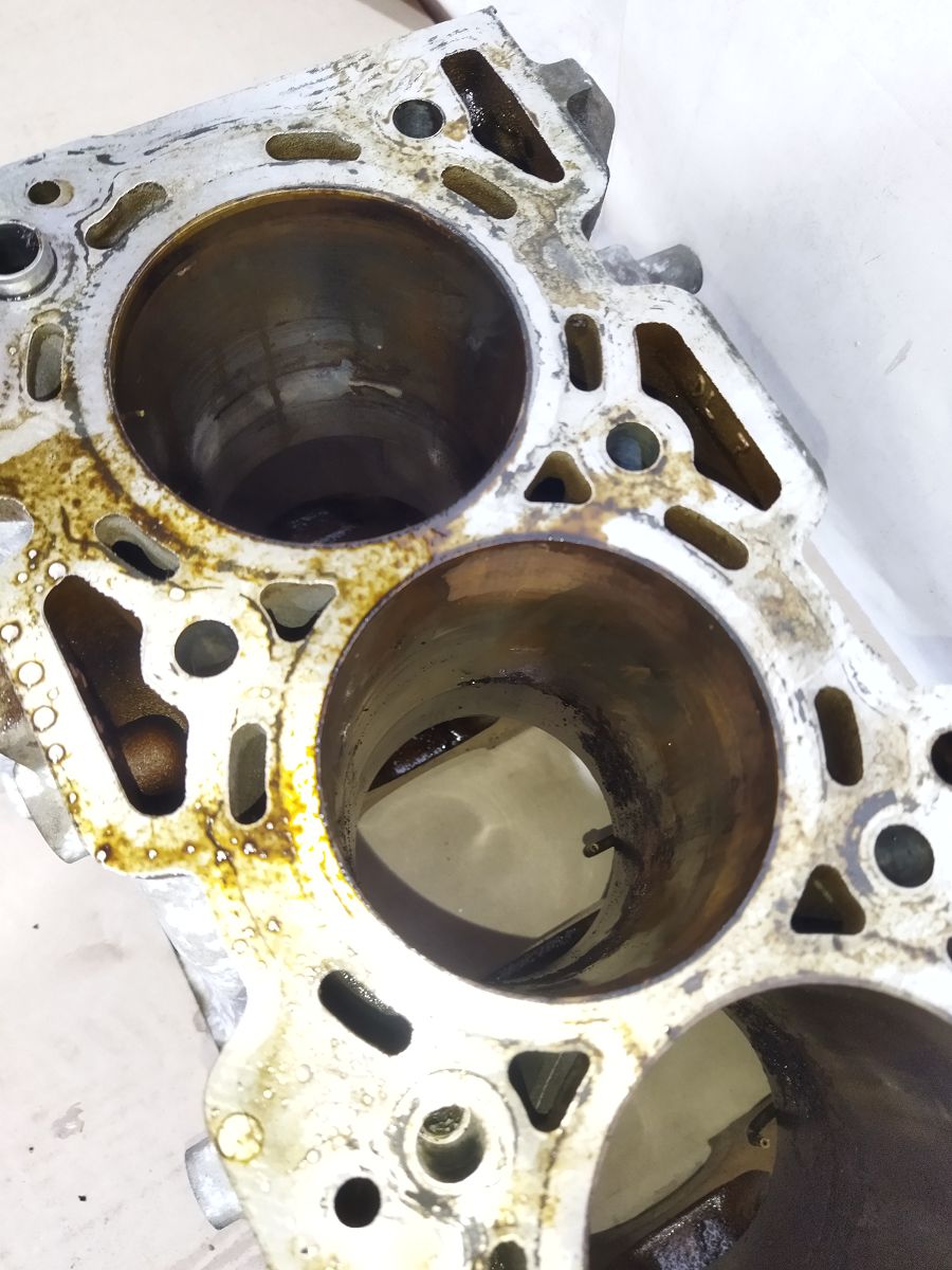 Regal Блок циліндрів Buick Regal 2014-2016 12626885 Buick Regal 8