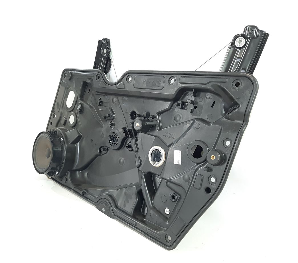 Golf Плита стеклоподъёмника двери передней правой Volkswagen Golf 2010-2014 5K0837462D Volkswagen Golf 7