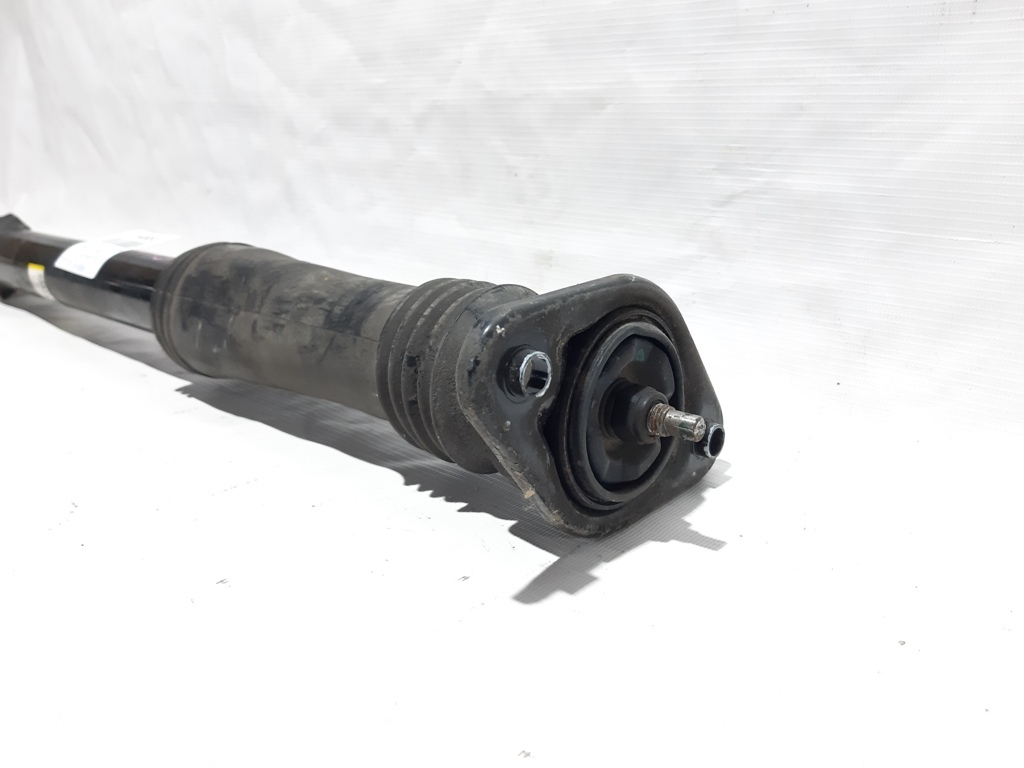 Cadenza Амортизатор задній лівий/правий Kia CADENZA 2014-2016 553113V500 Kia CADENZA 2