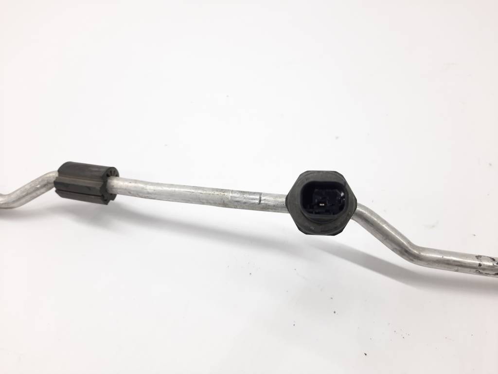 7 series Трубка кондиціонера напірна BMW 7 2012 9119994 BMW 7 5 7 series Трубка кондиціонера напірна BMW 7 2012 9119994 BMW 7 5