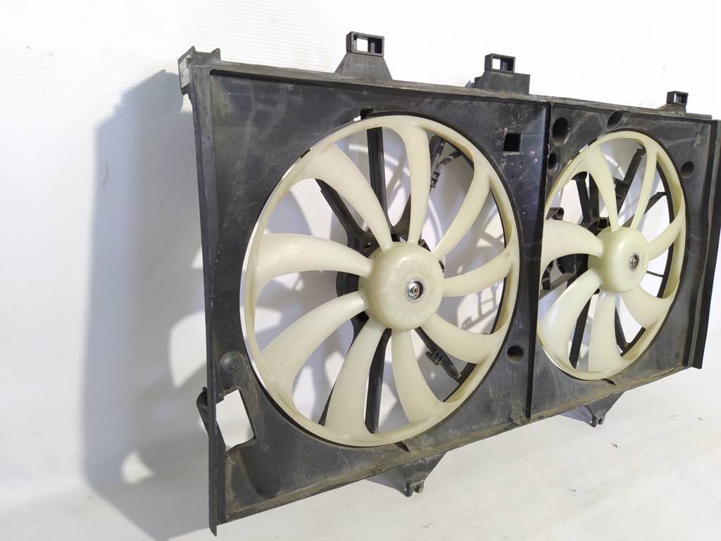 Camry Вентилятор радіатора у зборі Toyota Camry 2012-2017 167110V100 Toyota Camry 8