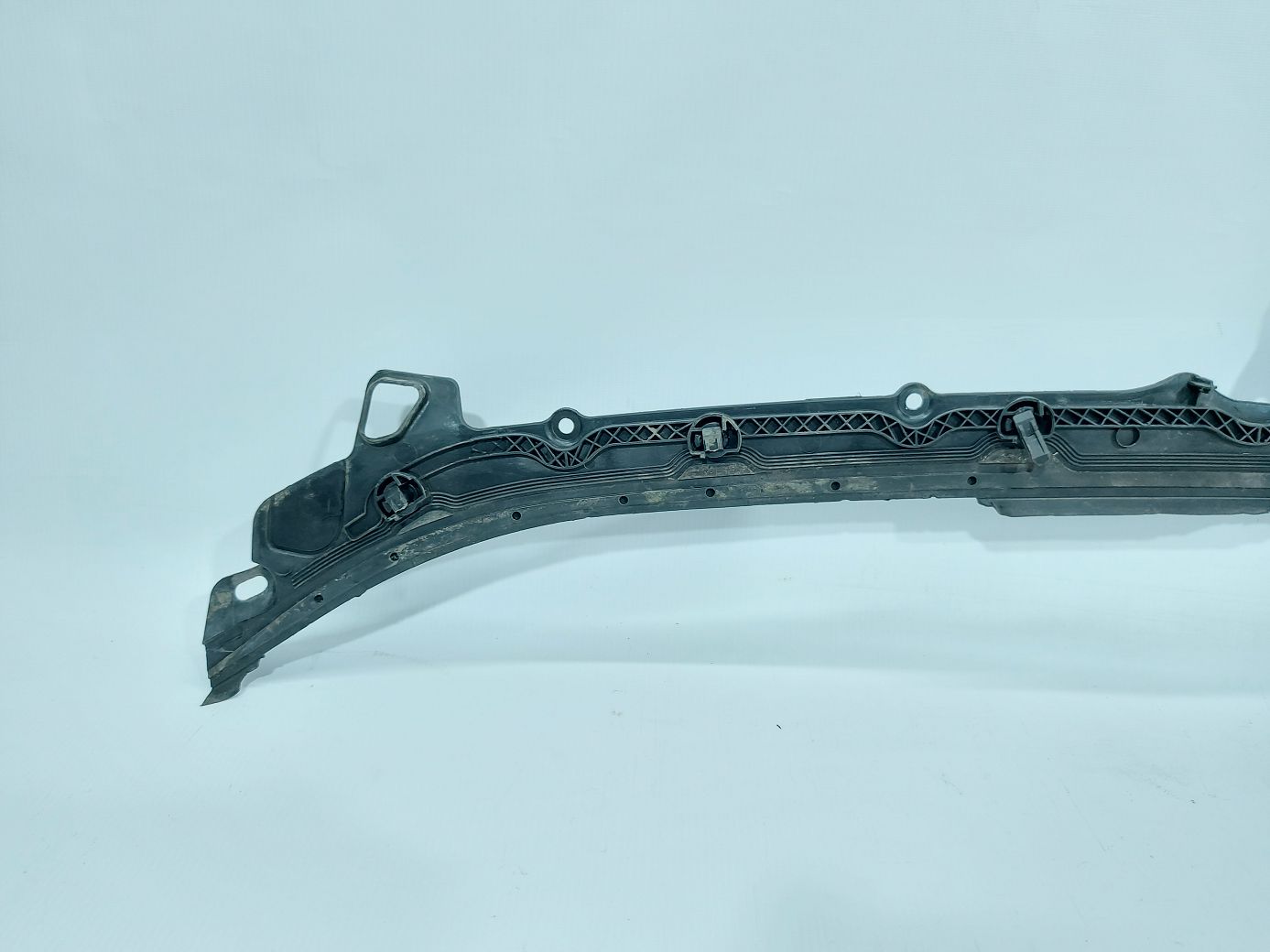 5 series Водосток под лобовое стекло BMW 5 series 2011-2016 51717203124 BMW 5 series 9