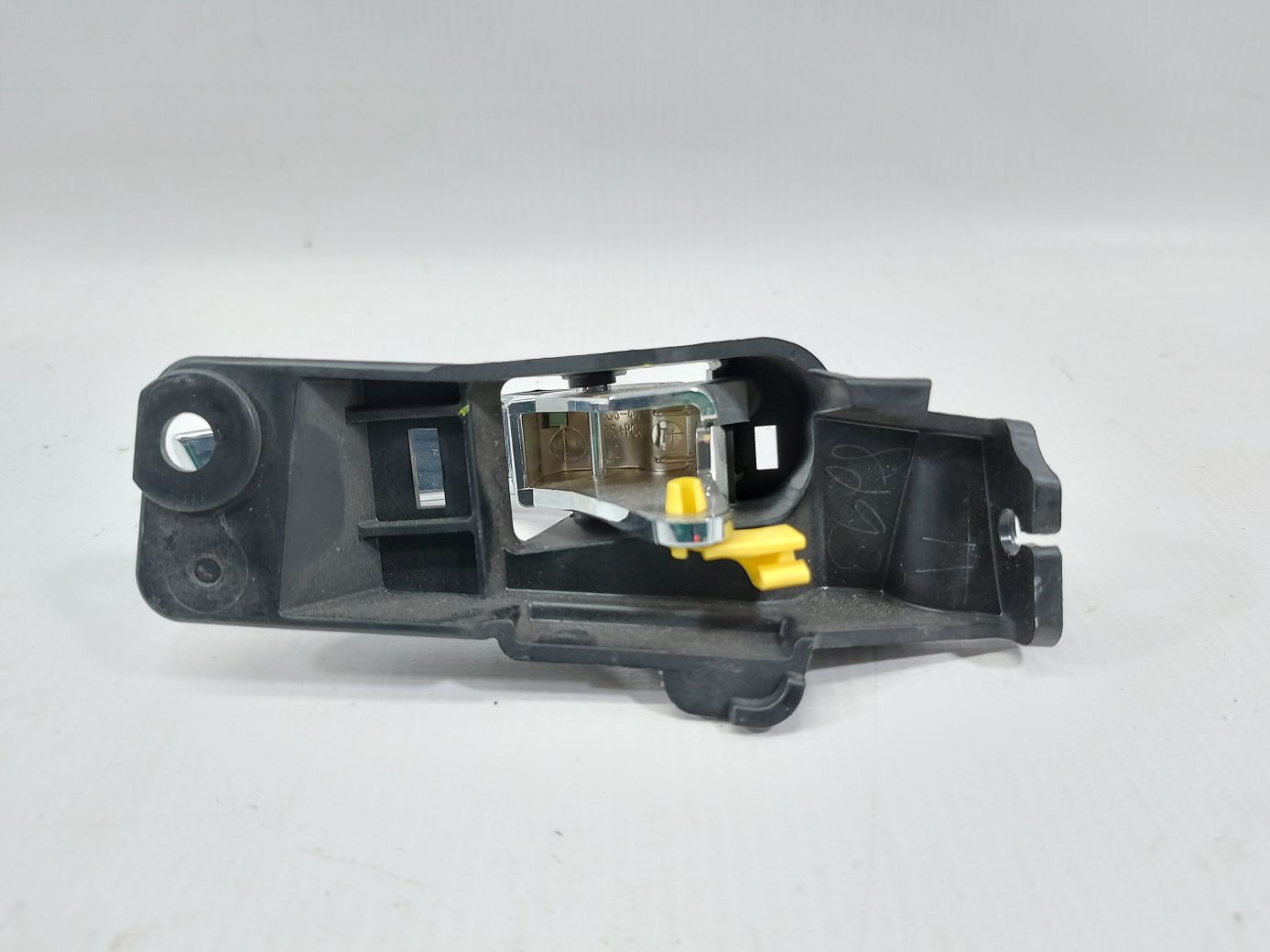 Avenger Ручка дверей передньої лівої внутрішня (хром) Dodge Avenger 2011-2014 1TR15SZ0AA Dodge Avenger 4