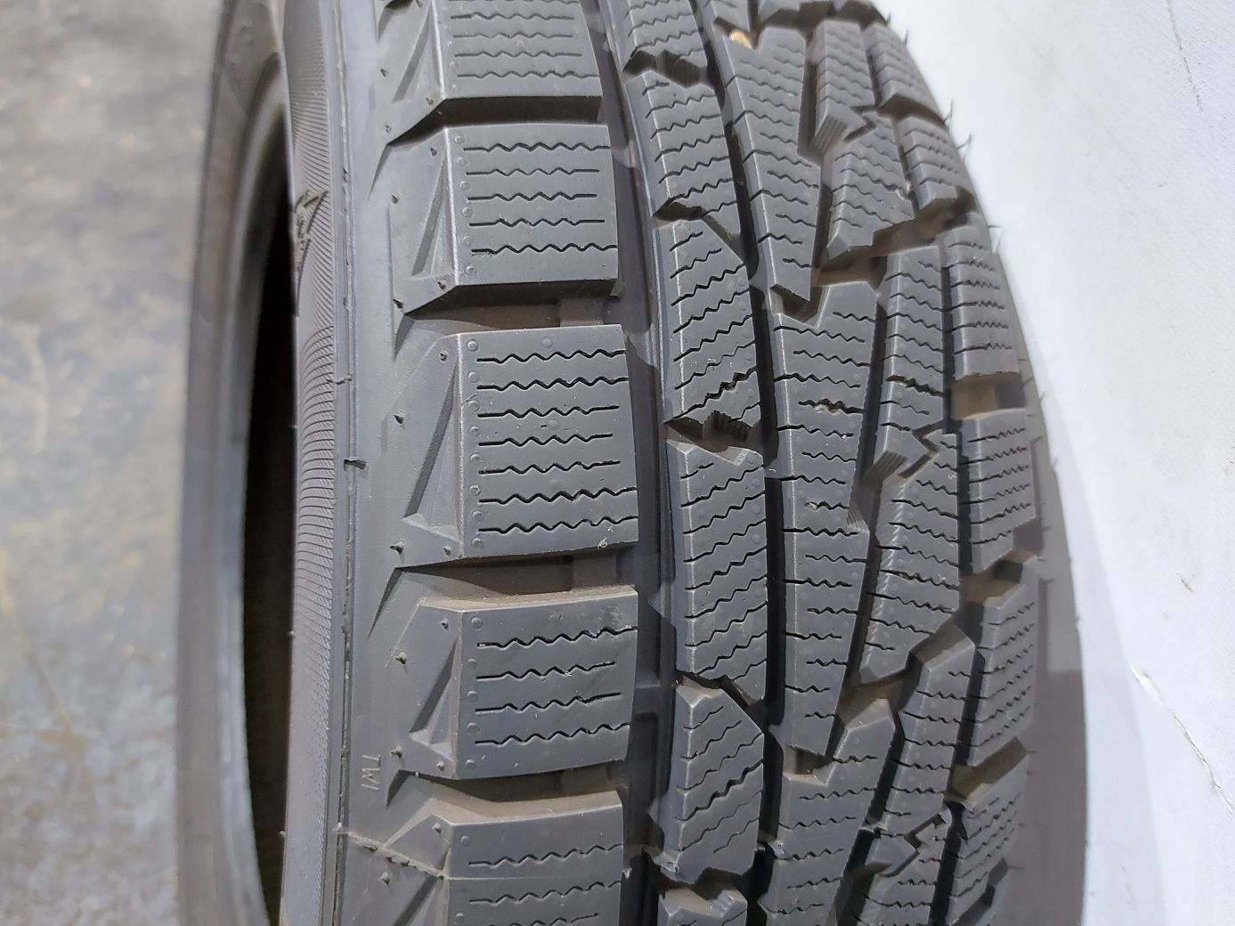  Гума Premiorri Viamaggiore ZPlus 88H 185/65R15 19