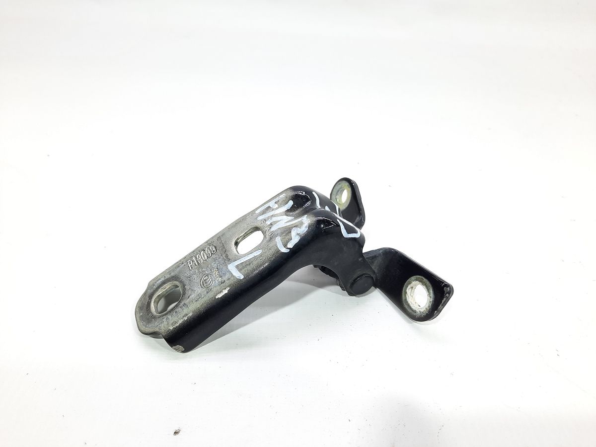 Ats Петля двери задней левой нижняя Cadillac ATS 2013-2018 13501715 Cadillac ATS 4