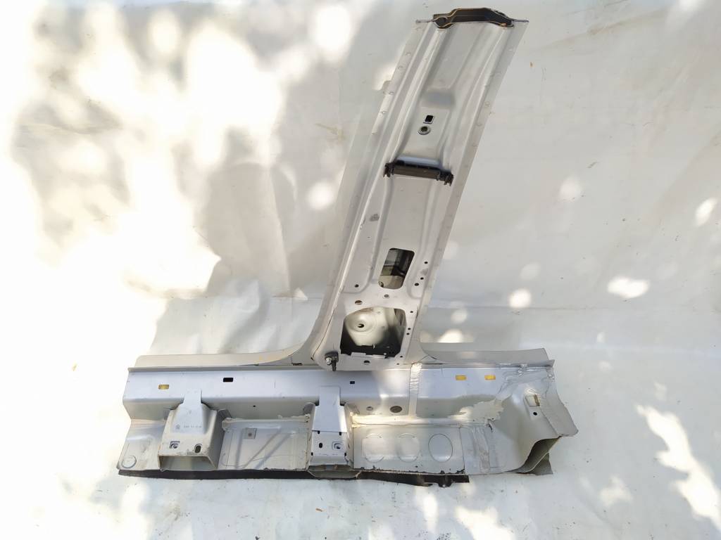 Dart Стійка центральна двері правої Dodge Dart 2013-2019 68081186AD Dodge Dart 5