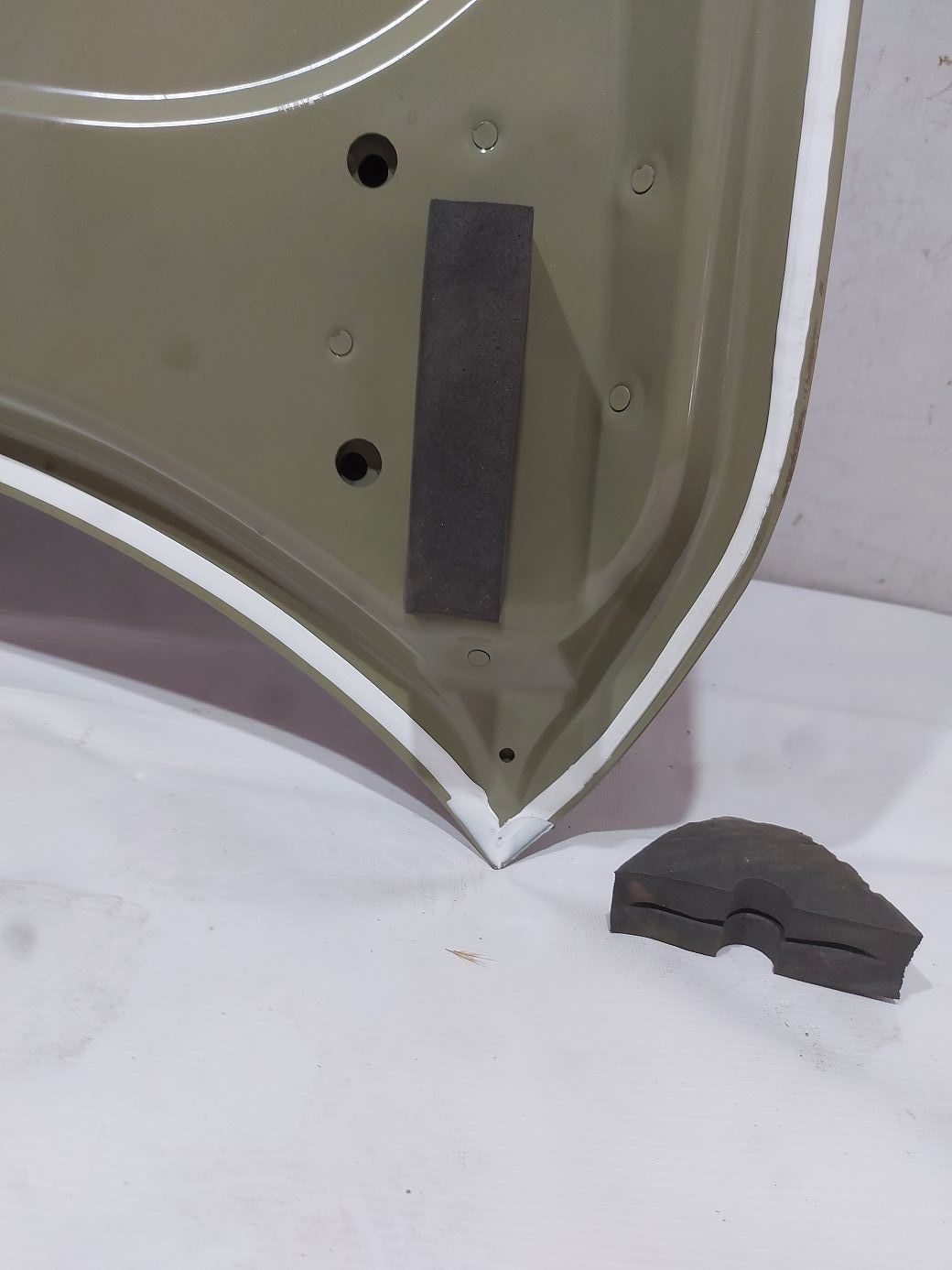 Капоты Капот (металл) Chevrolet Malibu 2016-2021 23134824 Chevrolet Malibu 4