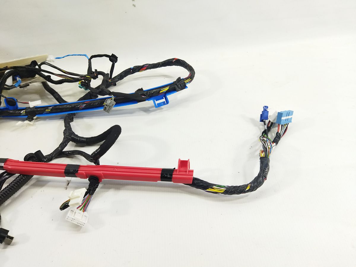 Model 3 Проводка салону ліва Tesla Model 3 2020-2024 506795400A Tesla Model 3 6