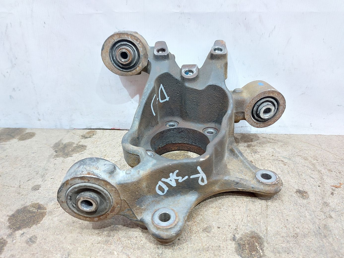 Journey Поворотный кулак задний правый Dodge Journey 2009-2020 68083244AE Dodge Journey 3