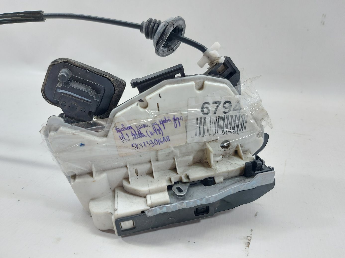 Jetta Привід замку двері передньої правої Volkswagen Jetta 2011-2018 5K4839016AH Volkswagen Jetta 4 Jetta Привід замку двері передньої правої Volkswagen Jetta 2011-2018 5K4839016AH Volkswagen Jetta 4