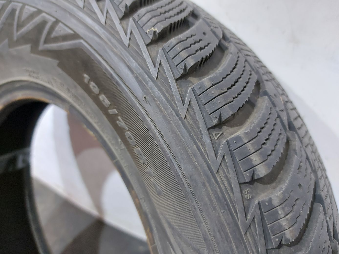  Гума Nexen Winguard 195/70R14 (L 300) 13