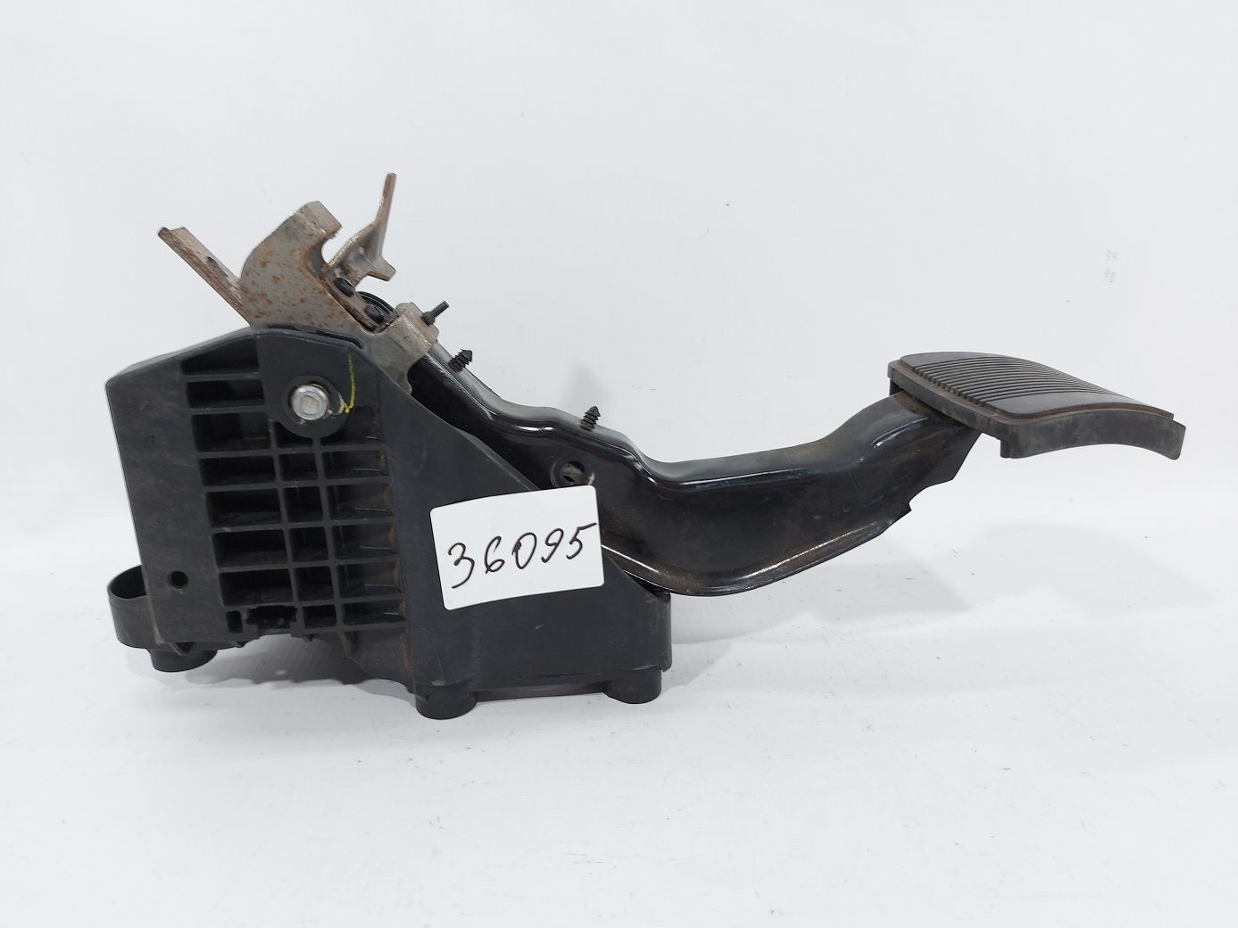 Dart. Педаль гальма Dodge Dart 2015 4581693AG Dodge Dart