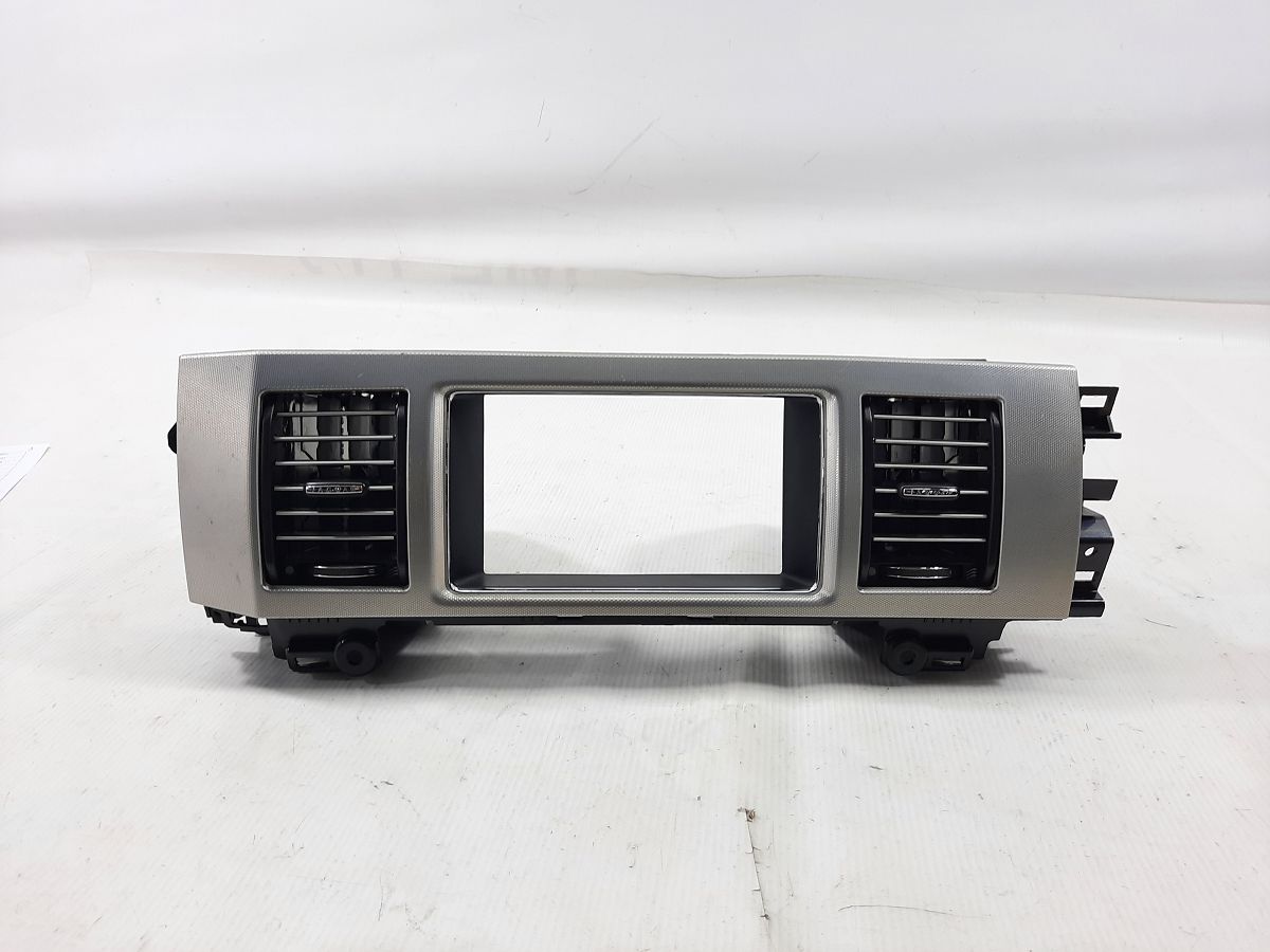 Xf. Воздуховод центральный Jaguar XF 2012-2015 C2Z22488 Jaguar XF