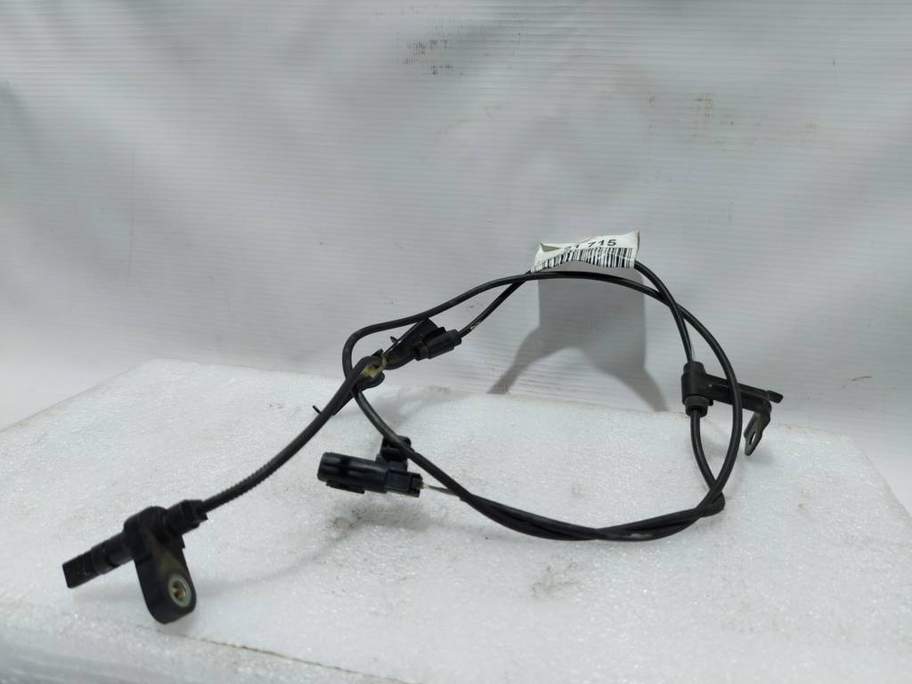 Prius c. Датчик ABS колеса переднего левого Toyota Prius C 2012-2019 8951652140 Toyota Prius C