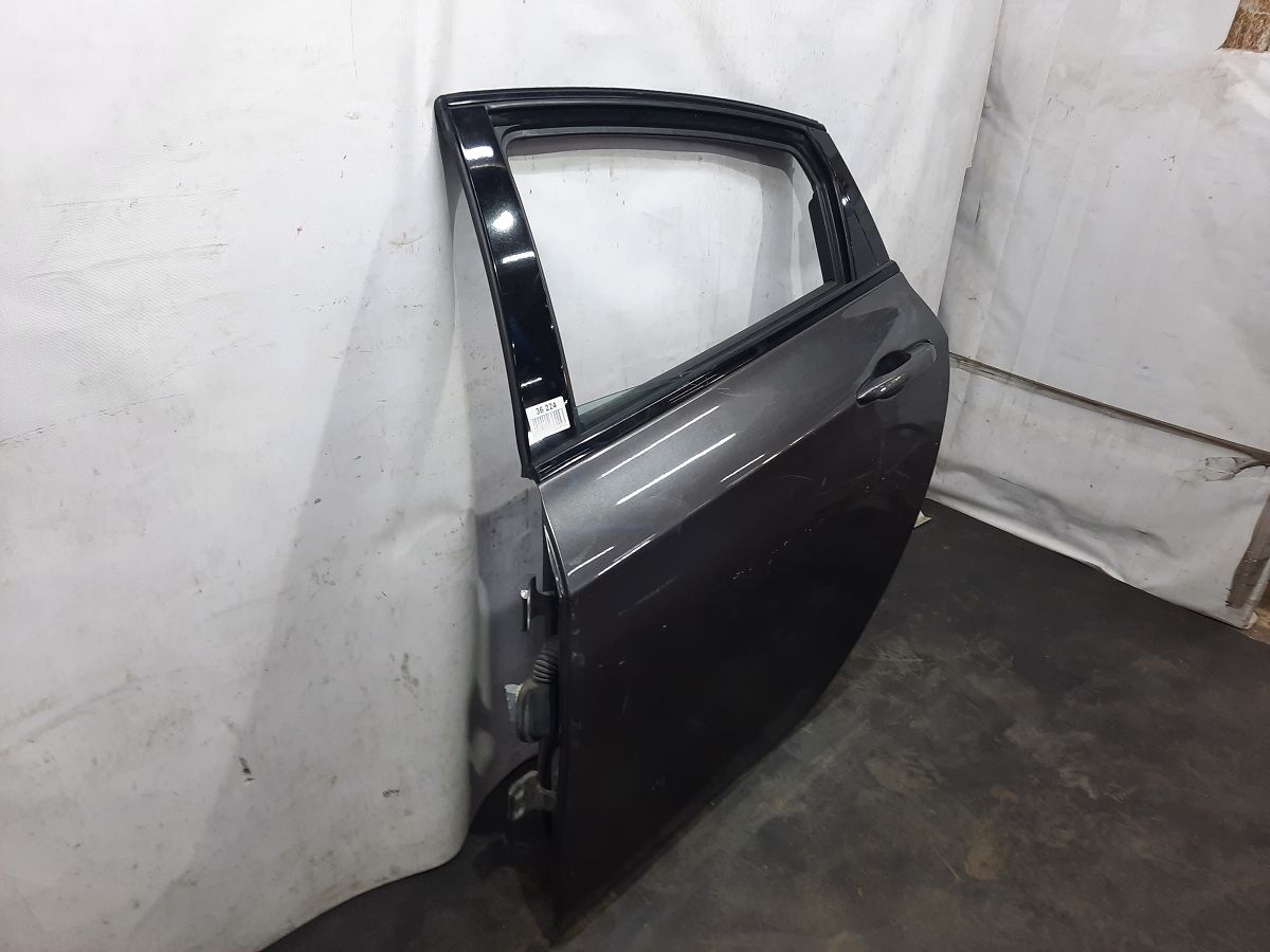 Dart Дверь задняя левая (серая) Dodge Dart 2013-2019 68158727AD Dodge Dart 8