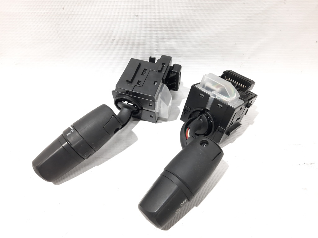 3 Підрульові вимикачі комплект Mazda 3 2014-2019 BHT1663P0 Mazda 3 3 3 Підрульові вимикачі комплект Mazda 3 2014-2019 BHT1663P0 Mazda 3 3