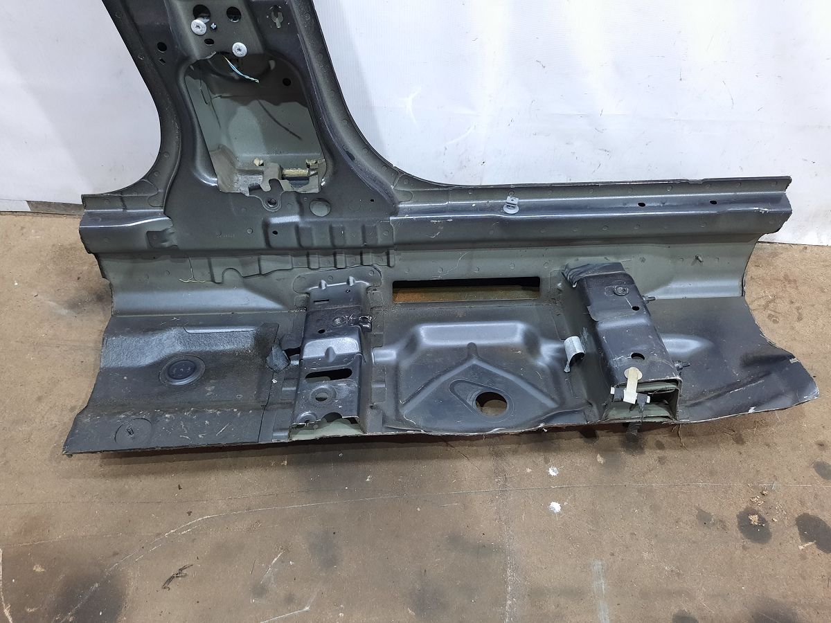 5 series Стійка центральна ліва (метал) BMW 5 series 2011-2016 41217240477 BMW 5 series 7