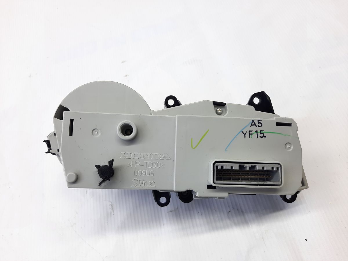 Insight Кнопки управления климат-контролем Honda Insight 2010 79600TM8A53ZA Honda Insight 7