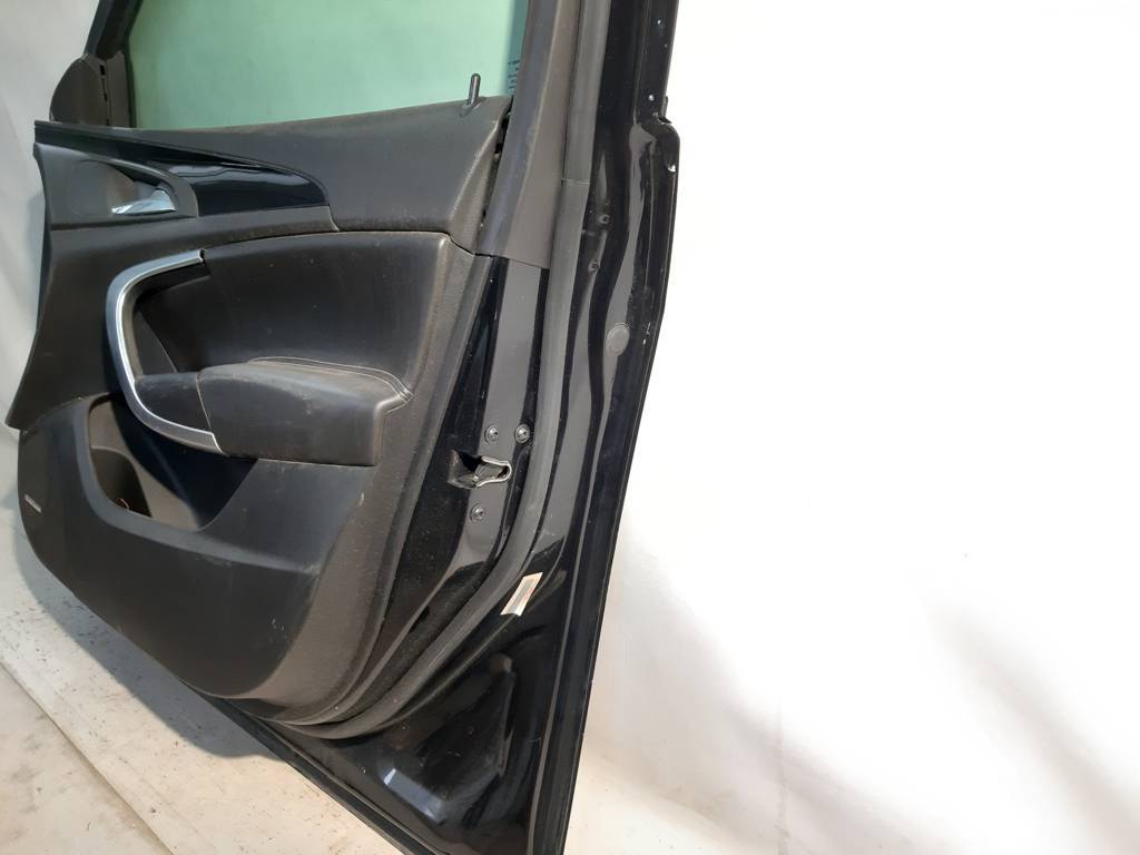 Regal Двері передні праві Buick Regal 2011-2017 20987624 Buick Regal 31