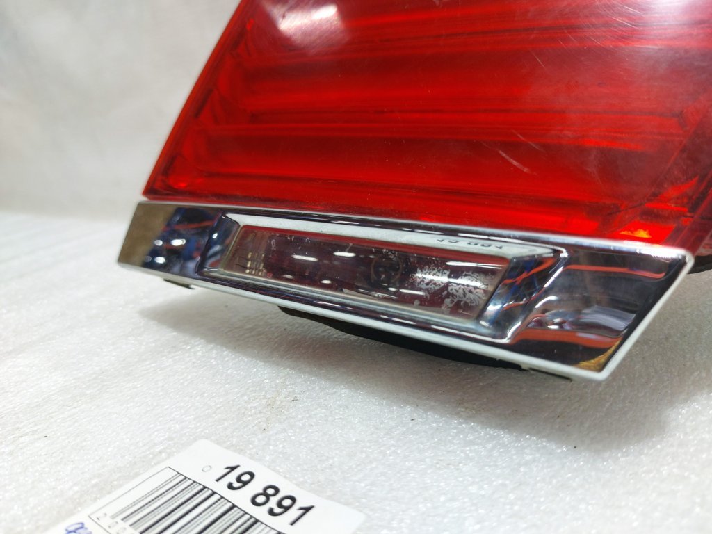 7 series Ліхтар кришки багажника правий BMW 7 2012 63217182206 BMW 7 2