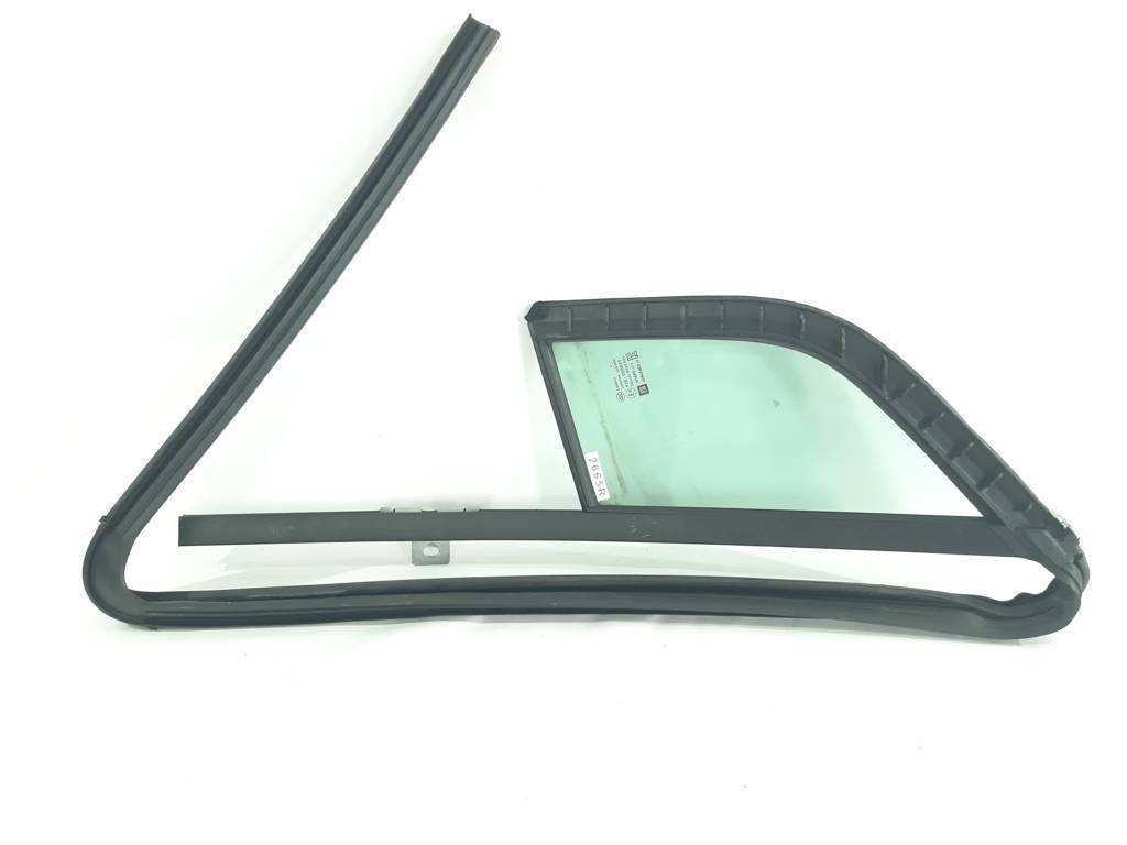 Trax Стекло (форточка) двери передней правой Chevrolet Trax 2015-2021 94518428 Chevrolet Trax 5